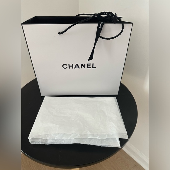 CHANEL Handbags - Chanel Shopping Bag w/ 5 Sheets of Chanel Paper and Bow